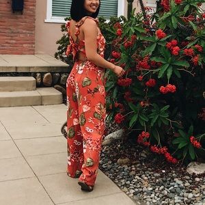 Floral back tie Jumpsuit